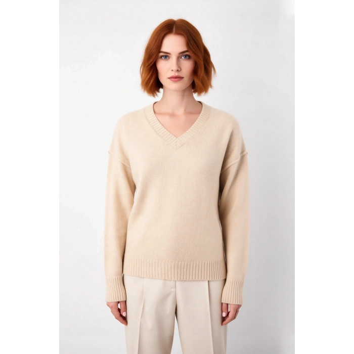 Kadınlara Özel Oversize V Yaka Triko Kazak Düşük Kollu Uzun Boylu Kahverengi Rahat Şıklık Sunar