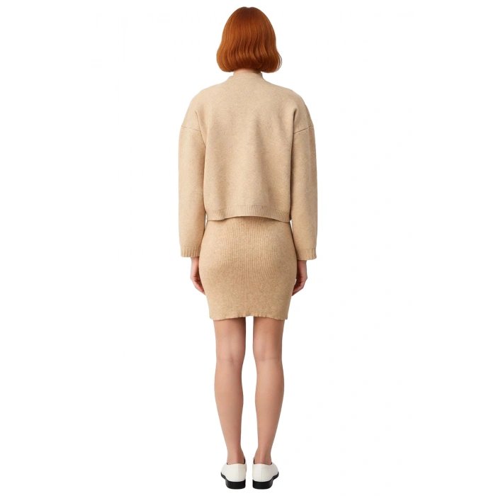 Kadınlara Özel Shift Kalıp Dik Yaka Triko Midi Elbise ve Hırka İkili Takım Konforlu Şıklık