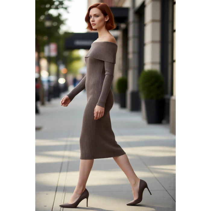 Kadınların Şık Gündüz Gece Kombinleri İçin İdeal Carmen Yaka Midi Boy Triko Elbise Kaliteli