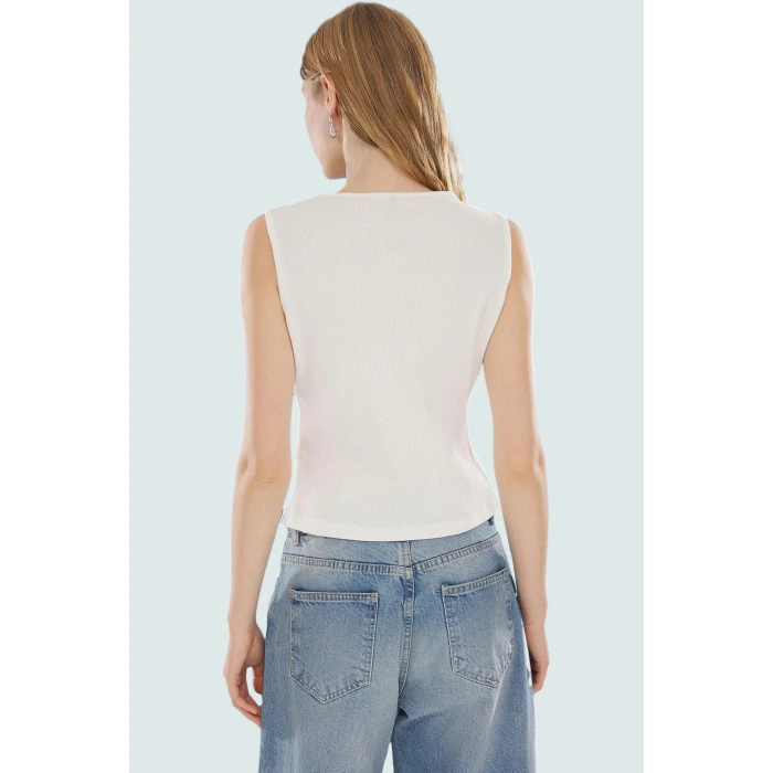 Kaşkorse Bisiklet Yaka Crop Bluz Pamuklu Günlük Tarz Zarifane Tasarım Modern Stil