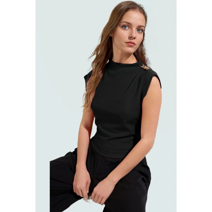 Kısa Kol Scuba Krep Örme Bluz Dik Yaka Aksesuar Detaylı Fitted Mükemmel Uyum Premium Kalite
