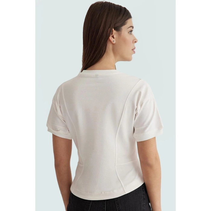 Kısa Kollu Bluz Örme Kumaş Bisiklet Yaka Fitted Yazlık Kombinler İçin Uzun Ömürlü