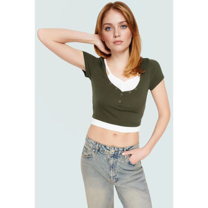 Kısa Kollu Bluz Vücudu Saran Örme Polyester Yazlık Profesyonel Görünüm Kaliteli İşçilik