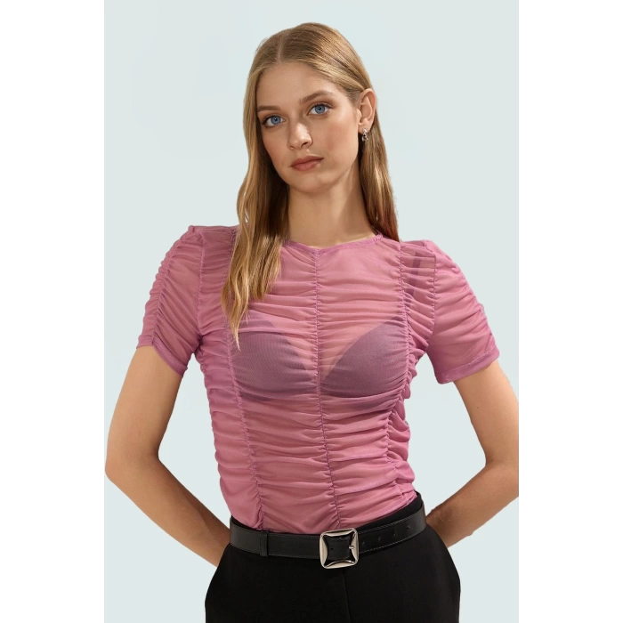 Kısa Kollu Büzgü Detaylı Örme Bluz Fitted Kalıp Kaliteli İşçilik Modern Stil Rahat Ve Şık