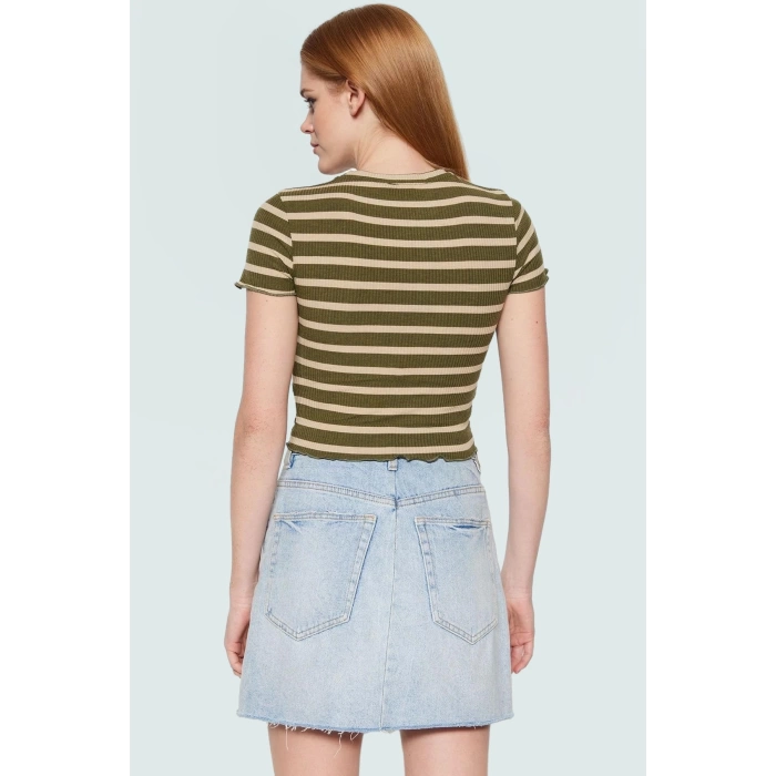 Kısa Kollu Çizgili Örme Bluz Rahat Şık Fitted Kalıp Kaliteli İşçilik Günlük Kullanım İçin