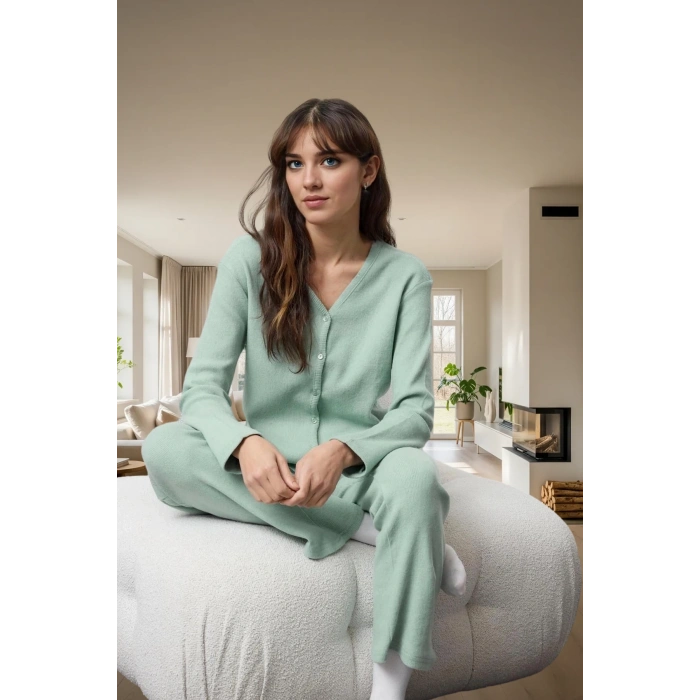 Kışlık 2li Pijama Takımı Pamuk Karışımlı Hırka ve Pantolon Uzun Ömürlü Dayanıklı Malzeme