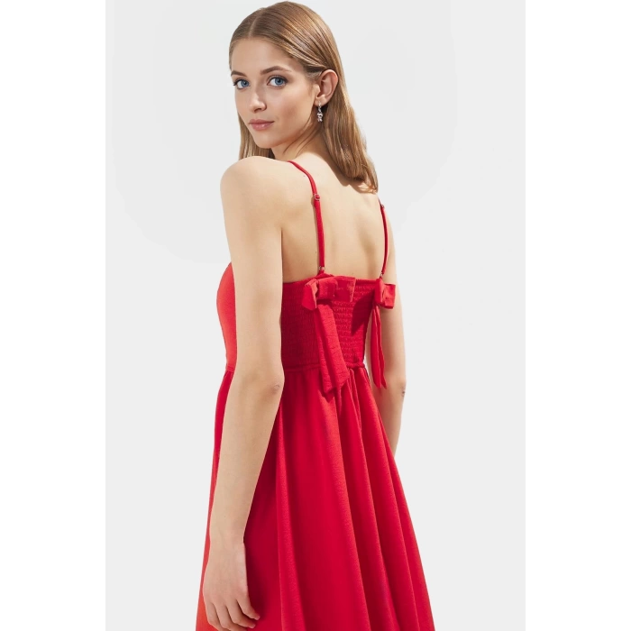 Kolsuz A Kesim Midi Elbise Dokuma Polyester Kumaştan Rahat Şık Zarifane Tasarım Özenle Seçilmiş