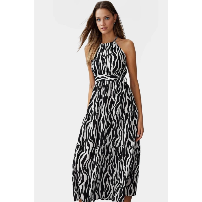 Kolsuz Halter Yaka Çok A line Maxi Elbise Yaz İçin Şık ve Rahat Modern Stil Yüksek Kalite