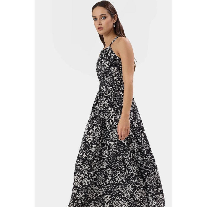 Kolsuz Halter Yaka Çok A line Maxi Elbise Yaz İçin Şık ve Rahat Modern Stil Yüksek Kalite