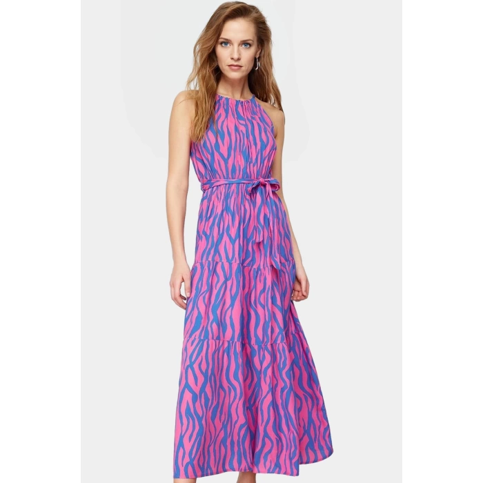 Kolsuz Halter Yaka Çok A line Maxi Elbise Yaz İçin Şık ve Rahat Modern Stil Yüksek Kalite