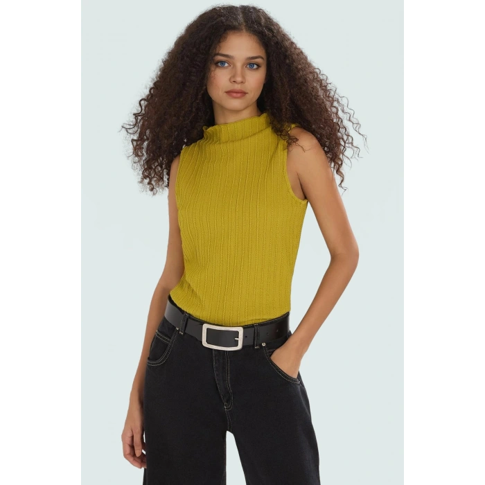 Kolsuz Örme Bluz Dik Yaka Regular Kalıp Renk Yazlık Kaliteli İşçilik Premium Kalite