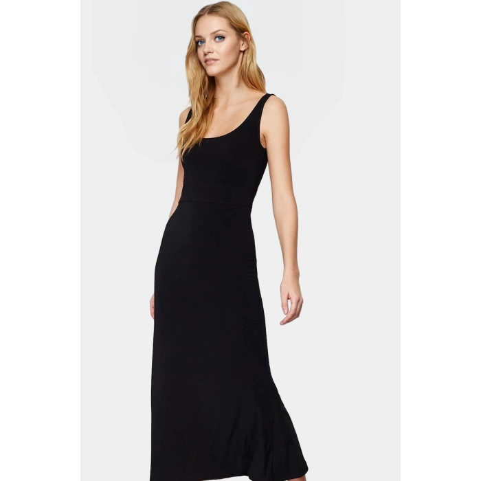 Kolsuz Örme Maxi Elbise Nefes Alan Rahatlık ve Şık Tasarım Premium Kalite Uzun Ömürlü