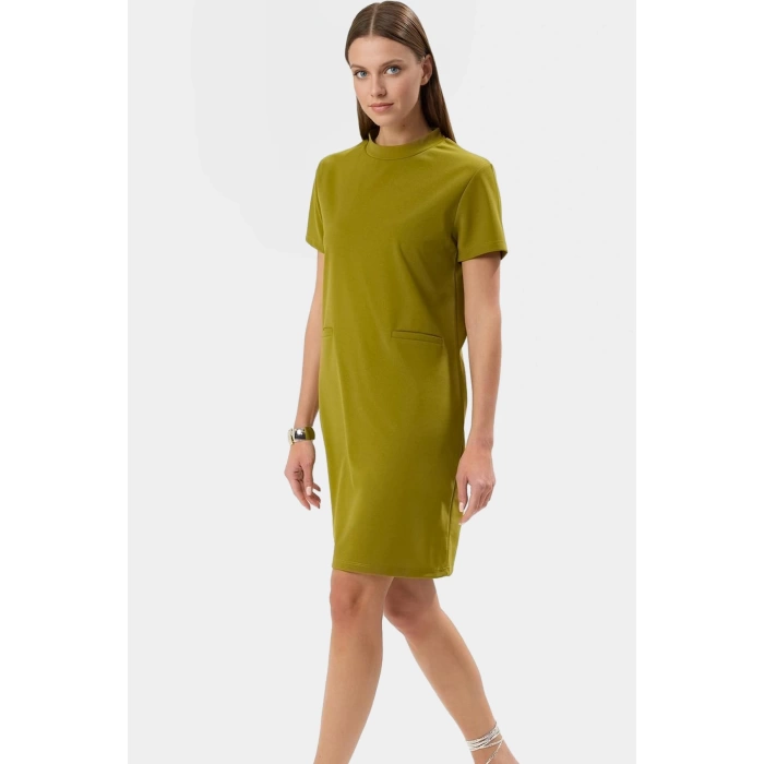 Mini Krep Elbise Shift Kalıp Cep Detaylı Polyester Kumaş Günlük Stil Şık Görünüm Uzun Ömürlü
