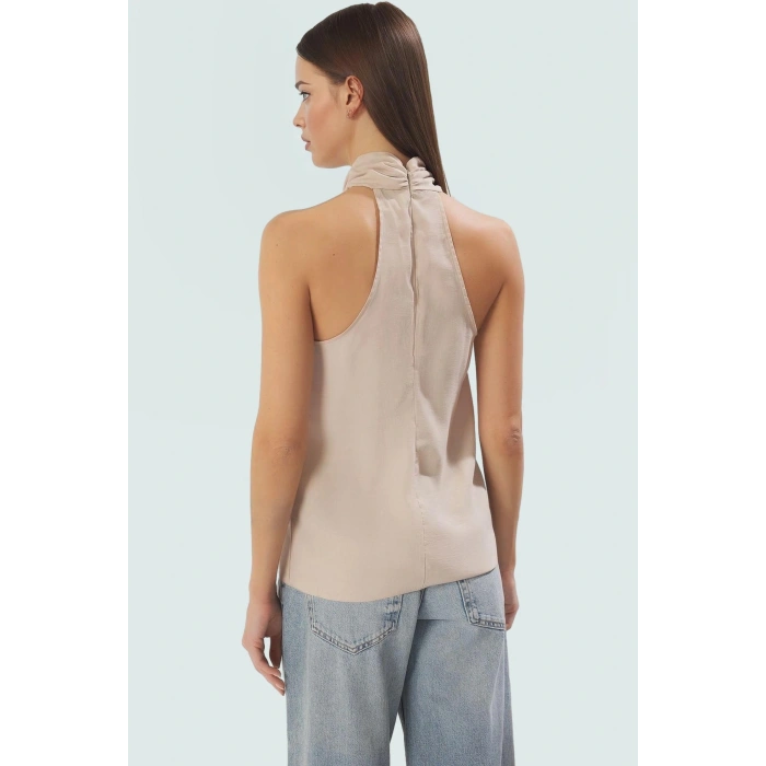 Modal Halter Yaka Bluz Rahat Kesim Yazlık Ve Şık Konforlu