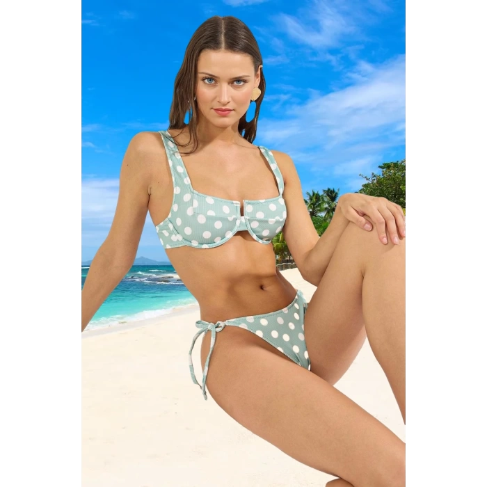 Modern Bikini Takımı Özel Tasarım Su Sporları İçin Ergonomik Kesim Klora Dayanıklı