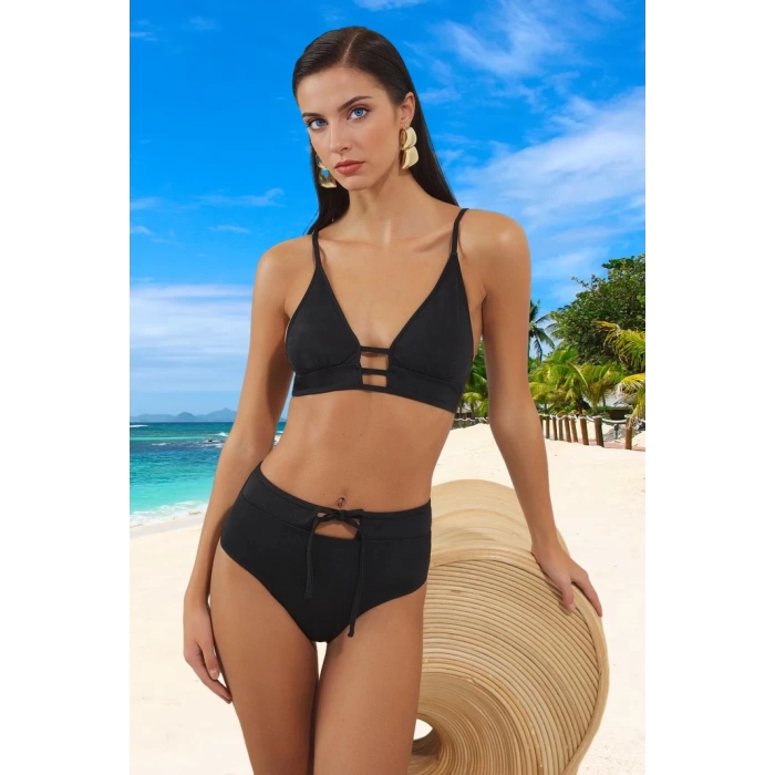 Modern Desenli Bikini Takımı Esnek Kumaş Premium Kalite UV Korumalı Şık Detaylı Ergonomik Kesim