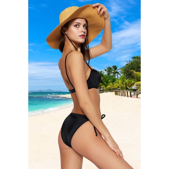 Modern Desenli Bikini Takımı Yüksek Konfor Plaj Ve Havuz İçin Su Sporları Premium Kalite