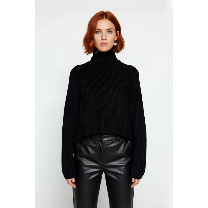 Modern Kadın Oversize Fit Dik Yaka Fermuar Detaylı Düz Reglan Kol Triko Kazak Günlük Stil İçin