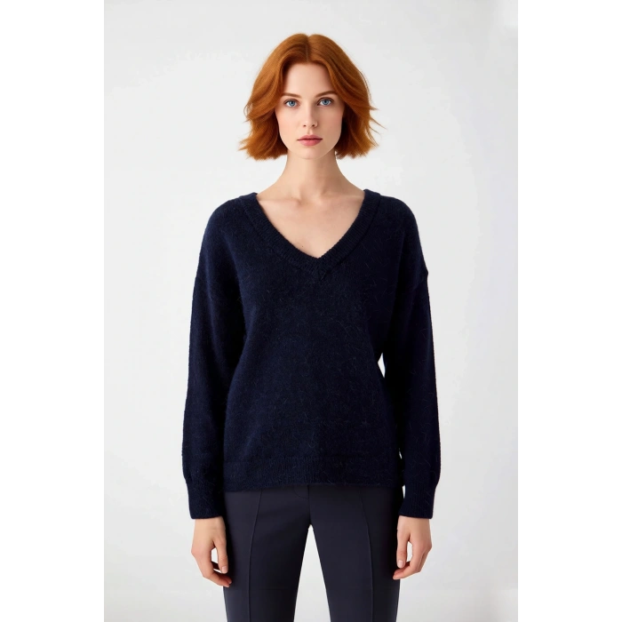 Modern Kadın Oversize V Yaka Triko Düz Düşük Kol Günlük Basic Kışlık Alpaka Karışımlı Kazak