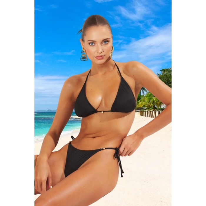Modern Üçgen Bikini Takımı Ergonomik Kesim Hızlı Kuruyan Premium Kalite Plaj Ve Havuz İçin
