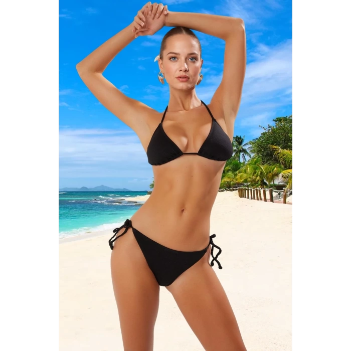 Modern Üçgen Bikini Takımı Hızlı Kuruyan Esnek Kumaş Yaz Koleksiyonu Plaj Ve Havuz İçin