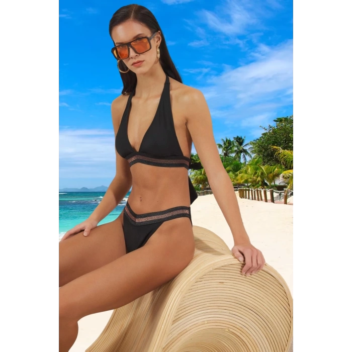 Modern Üçgen Bikini Takımı Özel Tasarım Şık Detaylı UV Korumalı Yaz Koleksiyonu Esnek Kumaş
