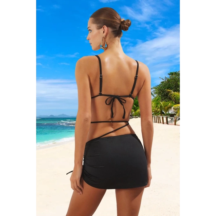 Modern Üçgen Bikini Takımı UV Korumalı Klora Dayanıklı Hızlı Kuruyan Esnek Kumaş