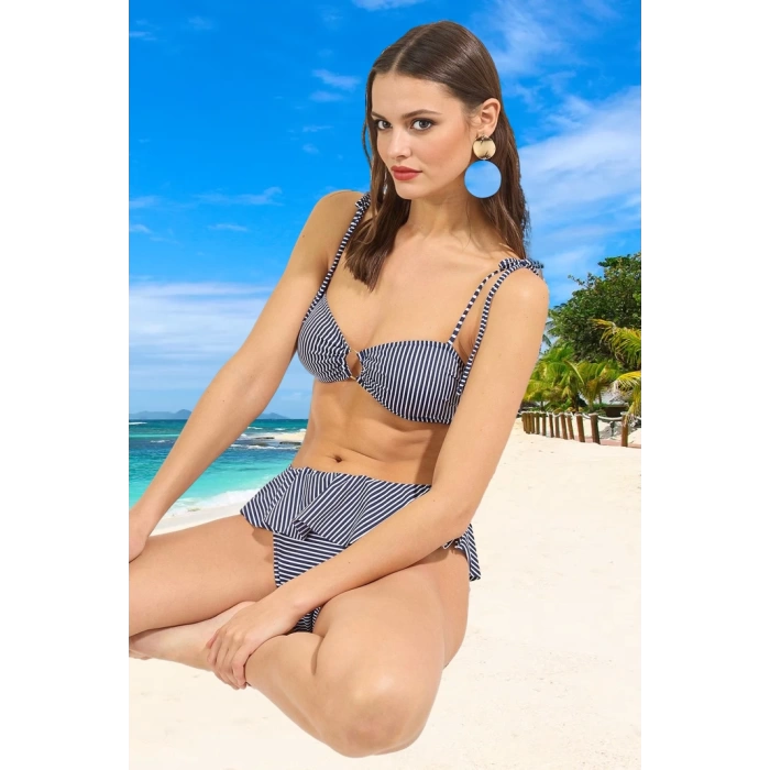 Modern Volanlı Bikini Takımı Esnek Kumaş Hızlı Kuruyan Plaj Ve Havuz İçin Özel Tasarım