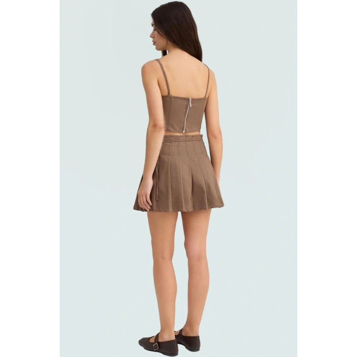 Nefes Alan Pamuklu Gabardin Bluz Etek Takım Kolsuz Yazlık Seçkin Malzeme Modern Stil