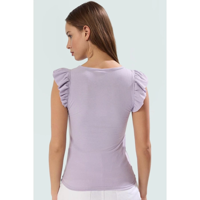 Nefes Alan Polyester Elastan Bluz Bisiklet Yaka Fırfırlı Detaylar Profesyonel Görünüm Premium Kalite
