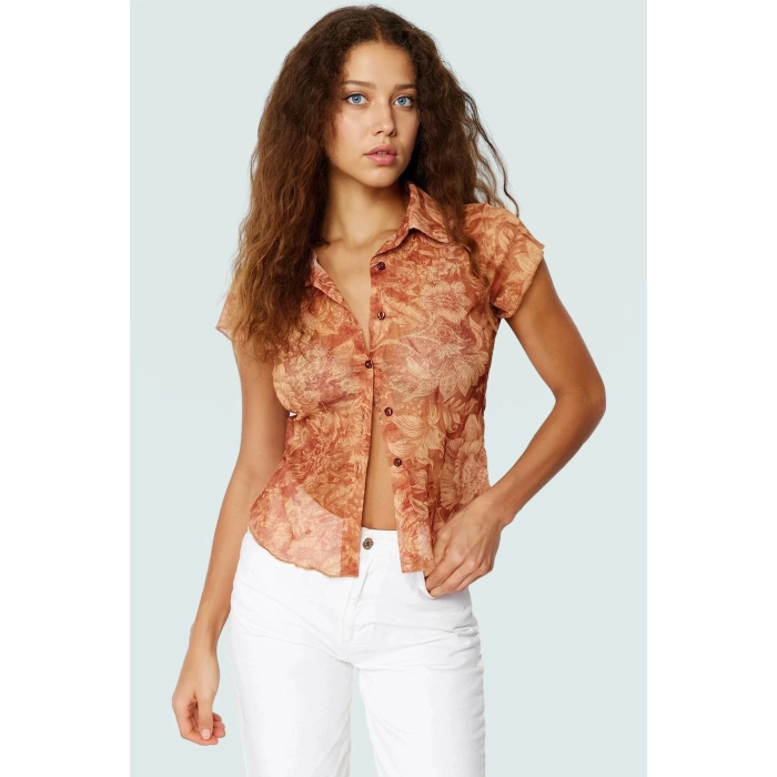 Nefes Alan Tül Bluz Kısa Kollu Çiçek Desenli Regular Kalıp Polyester Örme Zarifane Tasarım