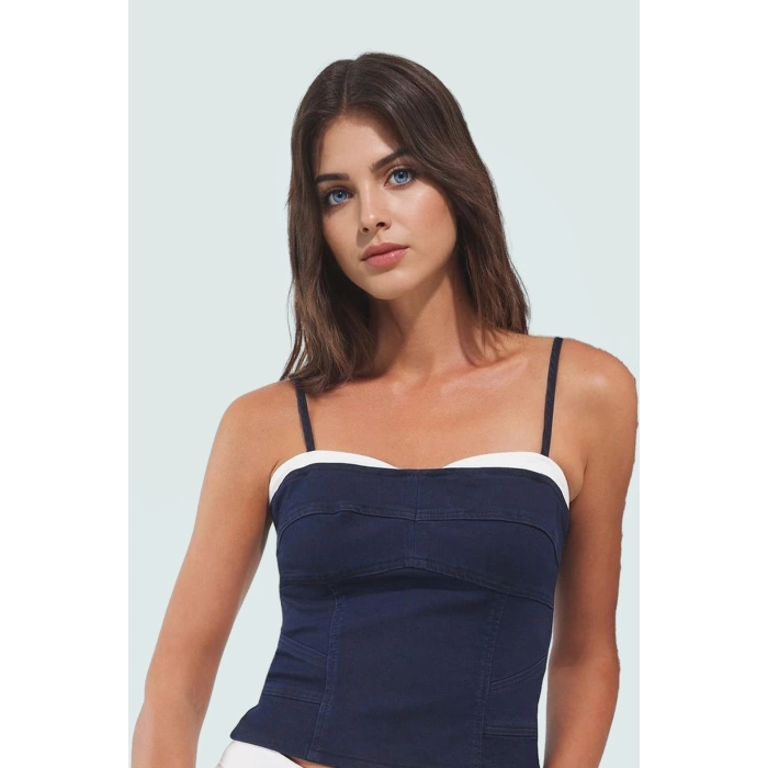 Omzu Crop Denim Bluz Pamuk Karışımlı Stretch Kumaş Kalp Yaka Yazlık Tarz Uzun Ömürlü