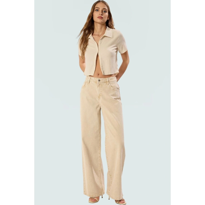 Örme Bürümcük Dokulu Crop Bluz Polo Yaka Kısa Kollu Seçkin Malzeme Zarifane Tasarım