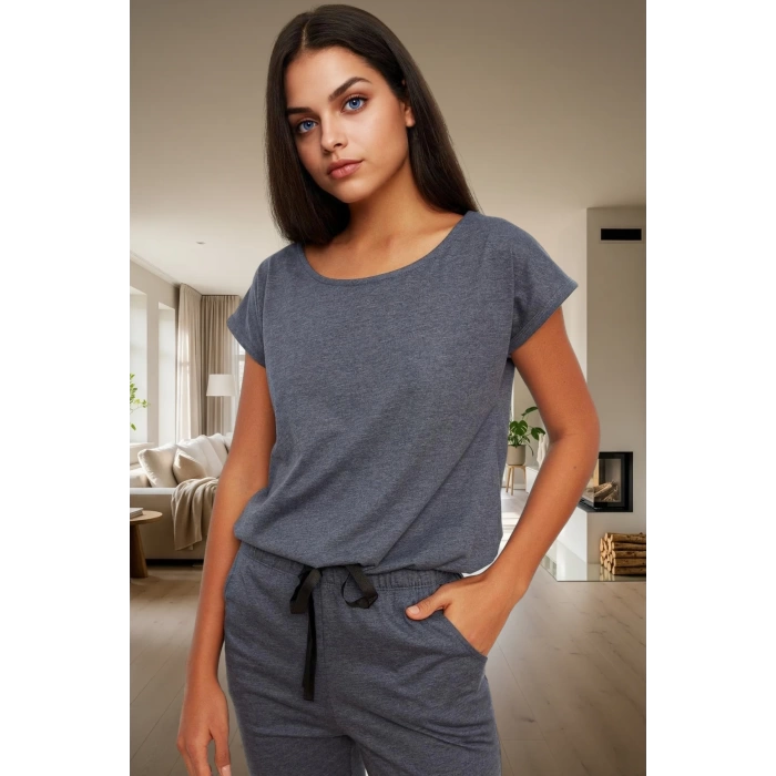 Örme Pamuklu Pijama Takımı Şık ve Rahat Ev Giyim Seti Trend Tasarım Günlük Kullanım İçin