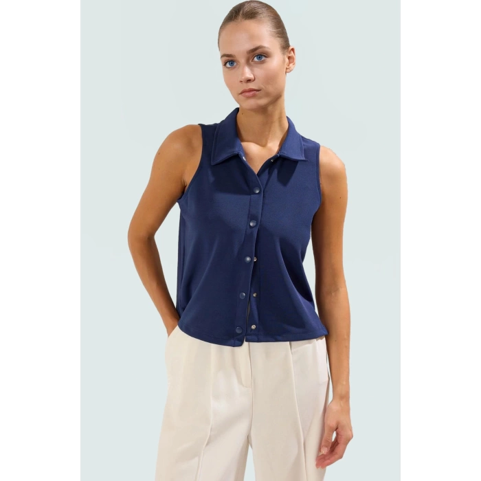 Örme Polo Yaka Kolsuz Bluz Regular Kalıp Rahat Yazlık Modern Stil Seçkin Malzeme Trend Tasarım
