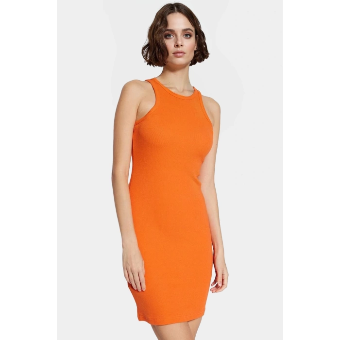Pamuklu Bodycon Mini Elbise Halter Yaka Örme Kumaş Yazlık Rahat Özel Tasarım Profesyonel Görünüm