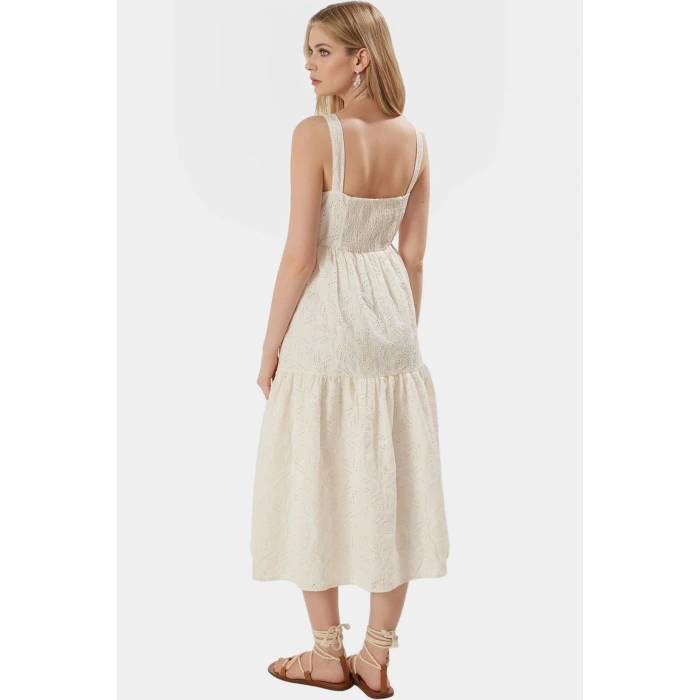 Pamuklu Brode A Kesim Midi Elbise Rahat Şık ve Nefes Alabilir Modern Stil Kaliteli İşçilik