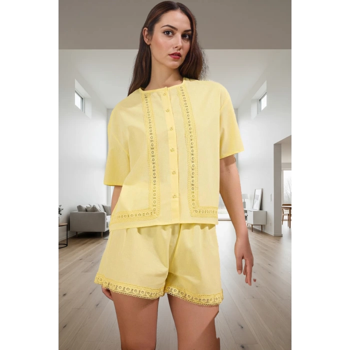 Pamuklu Brodeli Detaylı Pijama Takımı Yaz İçin İdeal Rahat Kalıp Özel Tasarım Şık Görünüm