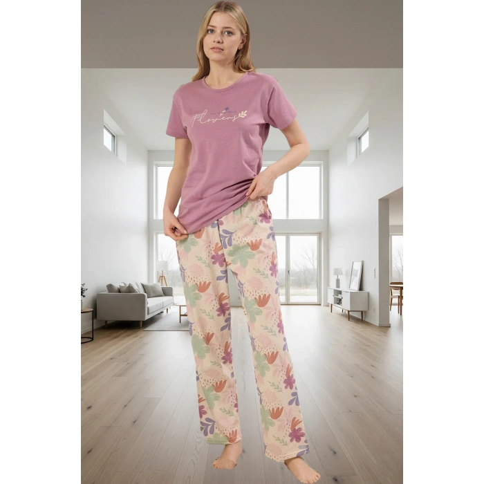 Pamuklu Çiçekli Pijama Takımı Renk Regular Kalıp Boru Paça Şık Görünüm Konforlu Kesim