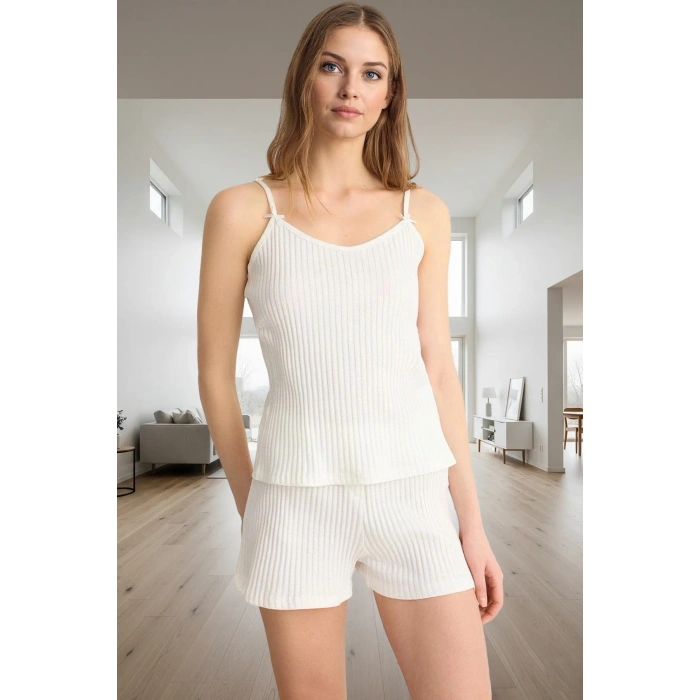 Pamuklu Çizgili Pijama Takımı Rahat ve Şık Ev Giyim Seti Günlük Kullanım İçin Seçkin Malzeme