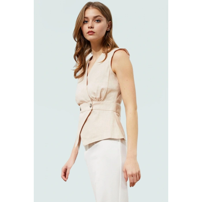 Pamuklu Keten Görünümlü Bluz; V Yaka Düğmeli Kolsuz Fitted Kalıp Özel Tasarım Özenle Seçilmiş