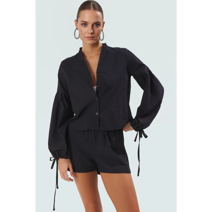 Pamuklu Oversize Bluz Şort Takım Dik Yaka Reglan Kol Yazlık Şık Görünüm Özel Tasarım