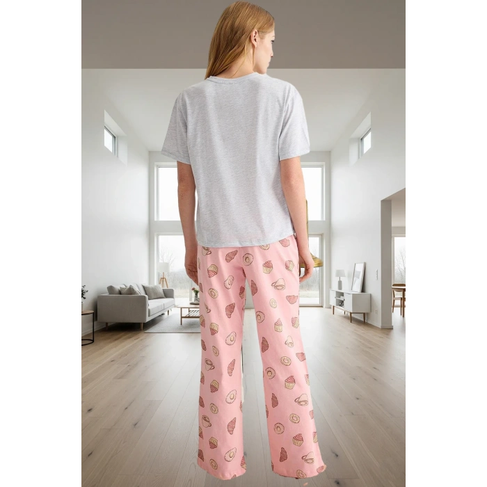 Pamuklu Pijama Takımı Rahatlık ve Şıklık Bir Arada Konforlu Kesim Özenle Seçilmiş Yüksek Kalite