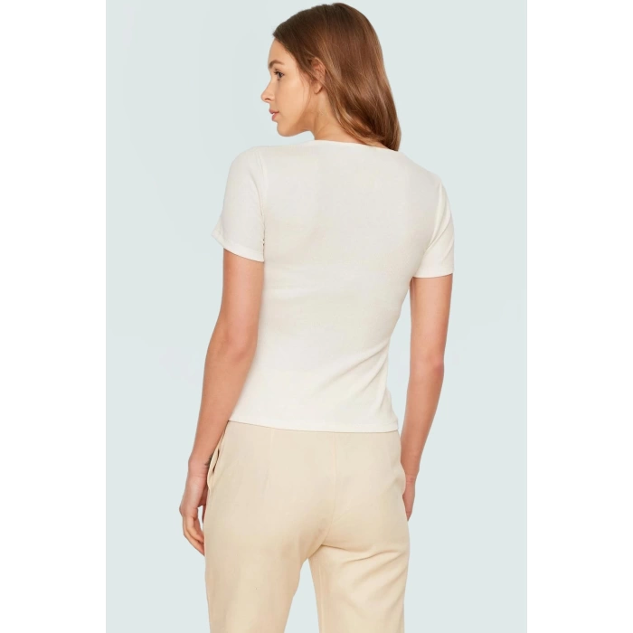 Pamuklu Polyester Bluz Şık Kalp Yaka Vücuda Oturan Kesim Yazlık Kombinler İçin Uzun Ömürlü