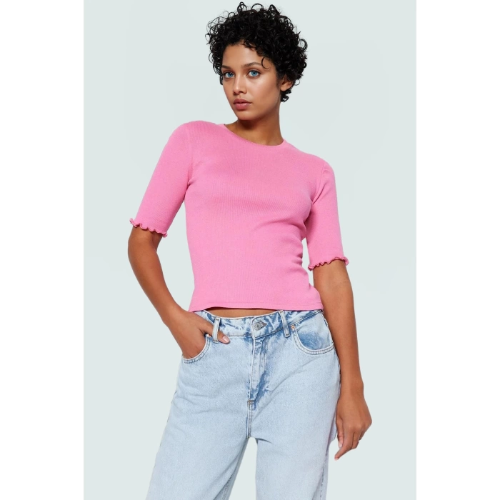 Pamuklu Polyester Elastan Karışımlı Fitted Bluz Bisiklet Yaka Kısa Kollu Yıkamalı