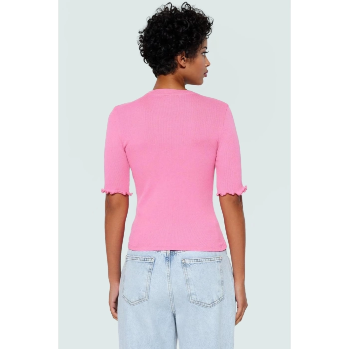 Pamuklu Polyester Elastan Karışımlı Fitted Bluz Bisiklet Yaka Kısa Kollu Yıkamalı
