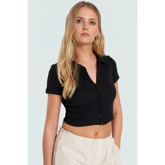Polo Yaka Kısa Kollu Crop Bluz Pamuk Polyester Örme Yazlık Dayanıklı Malzeme Seçkin