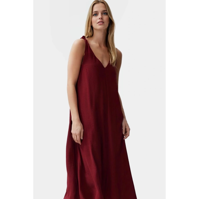 Polyester Aerobin Dokuma Midi Elbise V Yaka Shift Kalıp Modern Stil