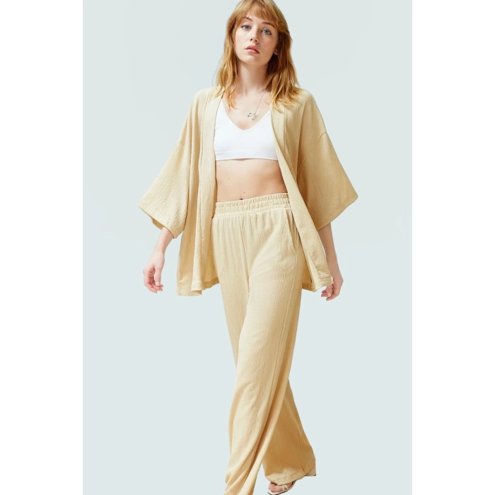 Polyester Örme Kadın Kimono Pantolon Takım Günlük Şıklık İçin Rahat Kullanım Seçkin Malzeme