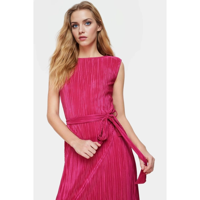 Polyester Örme Kumaş Midi Elbise Shift Kalıp Bisiklet Yaka Vatkalı Uzun Ömürlü